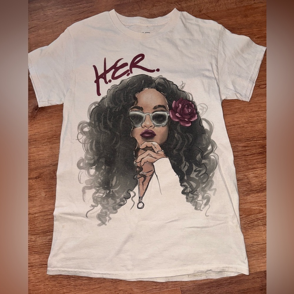 Graphic White Tee - Women's Short Sleeve